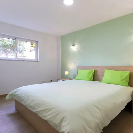 Relaxing - Sonias Homestay Lisbon